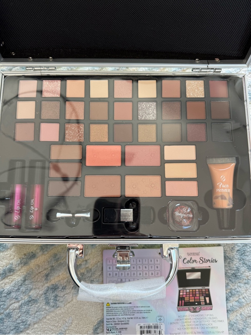 NWT Color Stories 44pc Makeup Gift Set - Picture 5 of 5